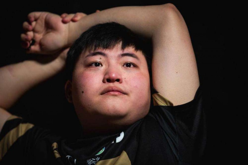 LOL外媒热议队友前三分钟打GG游戏必输网友你听说过EDG吗