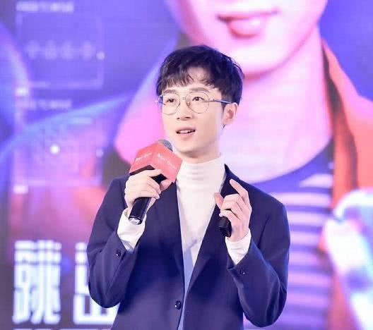 王小歪一年来获成果很多粉丝量达一千多如果哥方位稳了