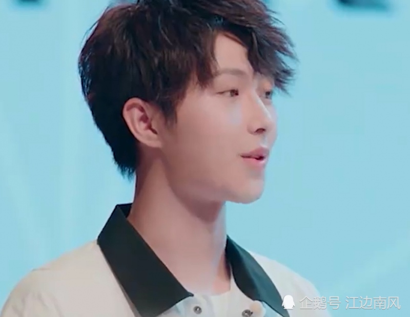 小圆满两大校草狂追周筱世人仰慕不已她却超烦恼