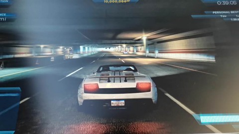 极品飞车17怎么找车